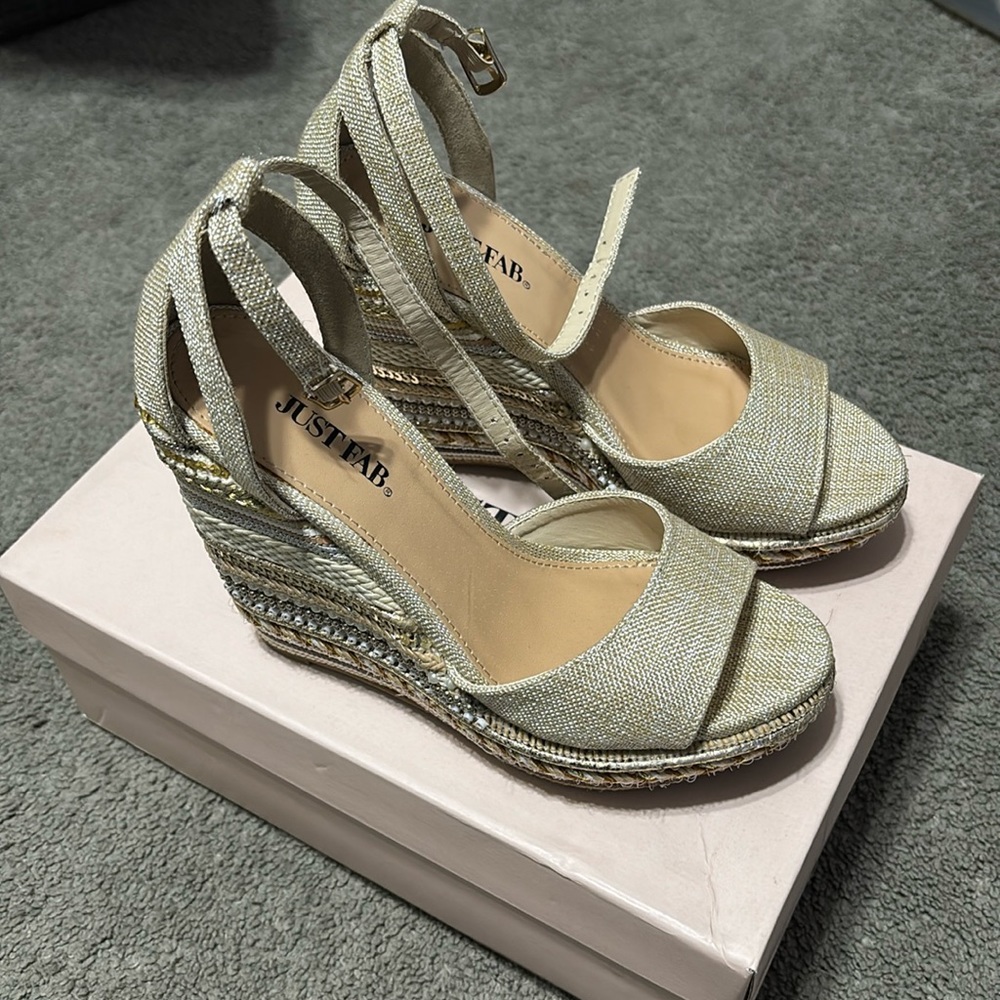 NWOT BOHO Wedges